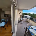 Mariposa 83m2 New With Garage Makarska