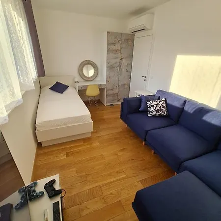 Apartamento Mariposa 83m2 New With Garage *