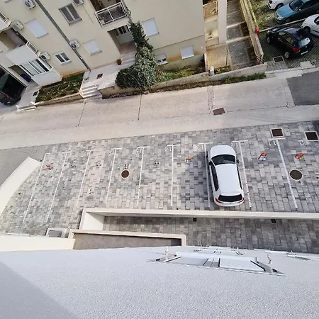 Apartamento Mariposa 83m2 New With Garage *