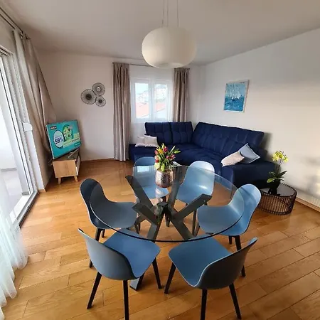 Apartamento Mariposa 83m2 New With Garage